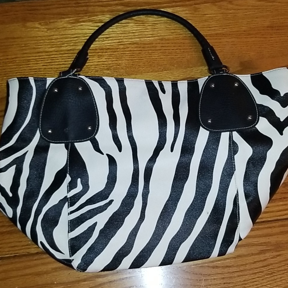 Zebra purse